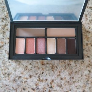 SMASHBOX Cover Shot Eyeshadow Palette in NEUTRALS